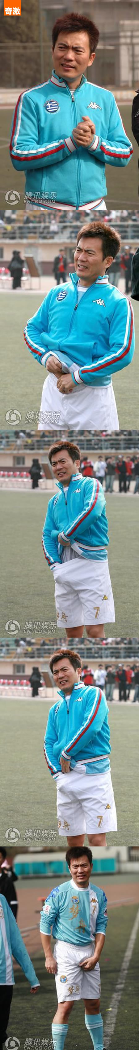 黃健翔自摸？