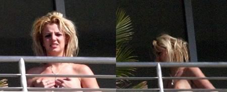 Britney Spears Nip Slip!!