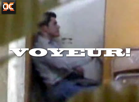 Guy Caught Jacking Off In Internet Cafe!