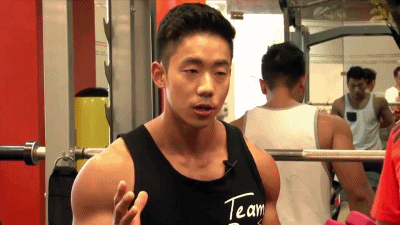 korean-hunk-working-out-131218-4.gif