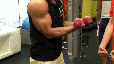 korean-hunk-working-out-131218-8.gif