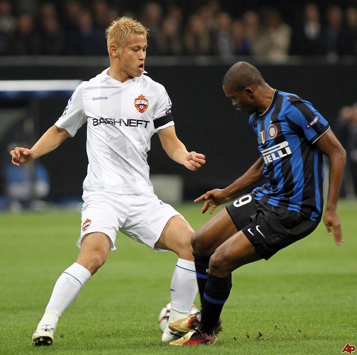 keisuke-honda-from-japan-the-new-sexy-soccer-player-of-milan-a-c-02.jpg