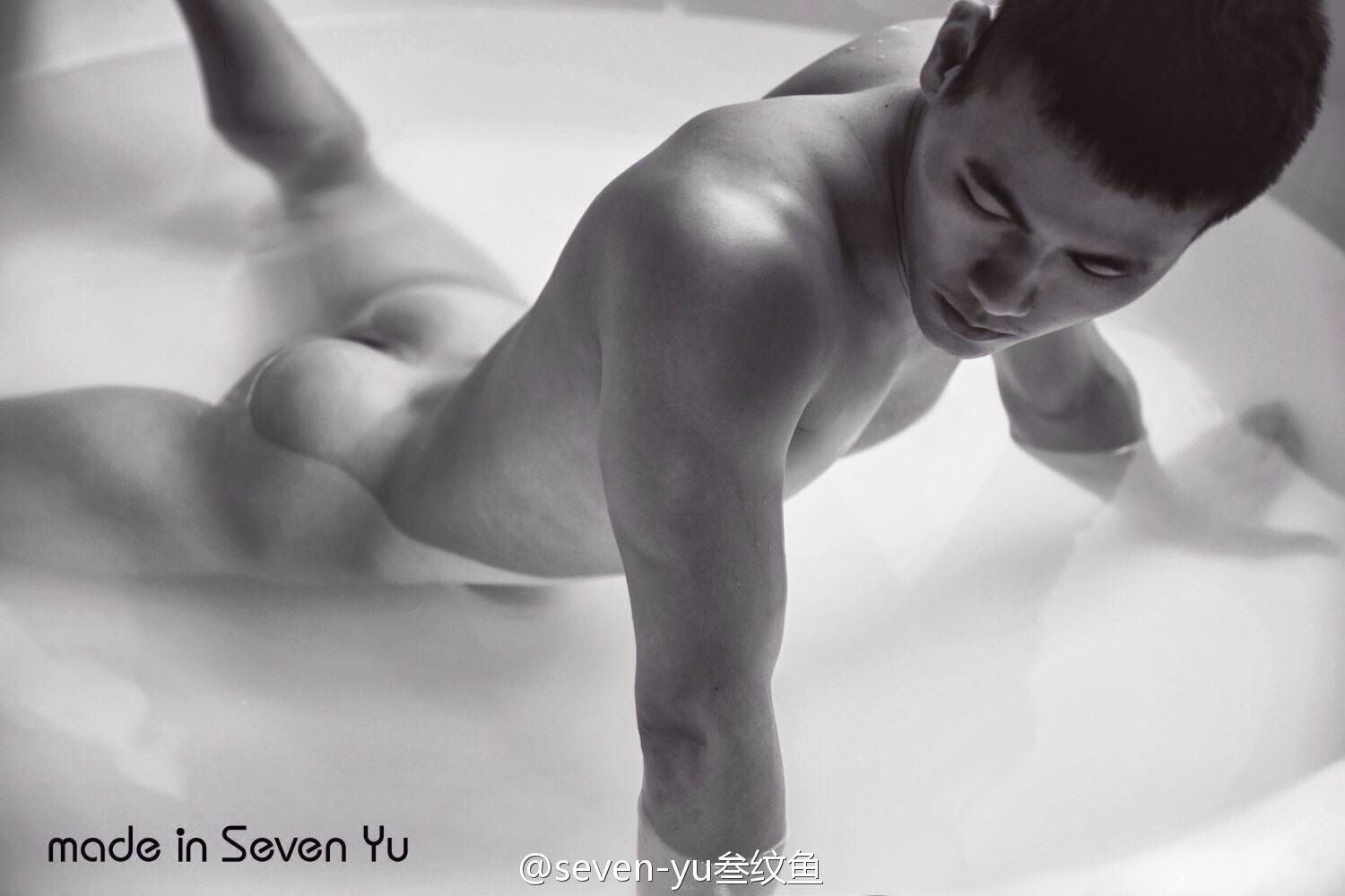 bathtub-by-seven-yu-09.jpg