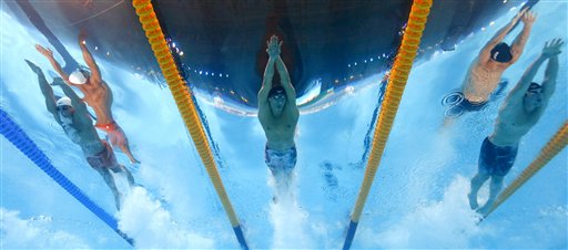 nathan-adrian-under-water-pictures-06.jpg
