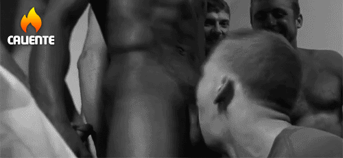 tumblr_lk8uz8Tt8t1qgdoz7o1_r1_500.gif