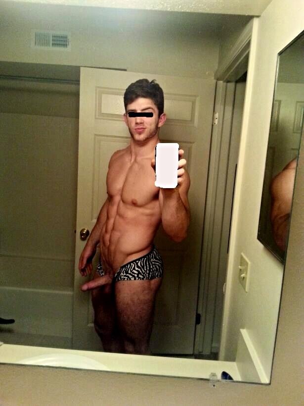 Bill Reilich aka Nick The Gardener Nude Selfie Photos Leaked!
