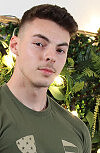 Andrew (BeefcakeHunter)