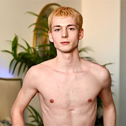 flirt4free-jimmy-mile-th