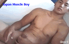 japanese-muscle-man-150817-01