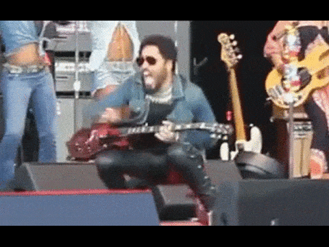 QC Scandals: Lenny Kravitz Wardrobe Malfunction On Stage Exposed His Cock!