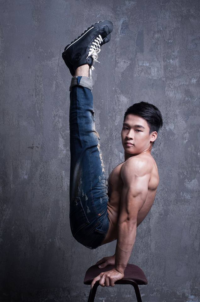 vietnams-gymnasts-150811-06