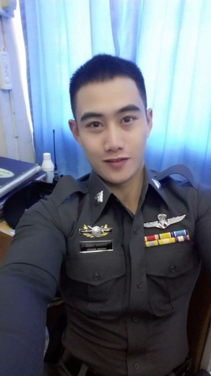 thai-police-160123-09