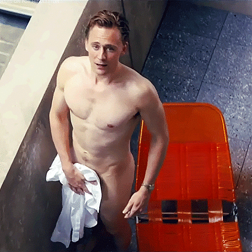 Tom Hiddleston Flashes His Dick And Butt In The Trailer Of His Latest Movie - Uncensored Photo!