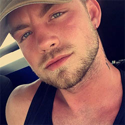 qc-update-dustin_mcneer_car_wank-thumb