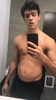 Xavier Serrano, Spanish Super Model, Alleged Cock Exposed In Leaked Snapchat Pics!