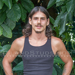 Island Studs: Black Crow islandstuds-black-crow-th