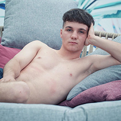 flirt4free-darcy-baldwin-th