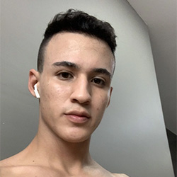 stripchat-leo_delvey-th
