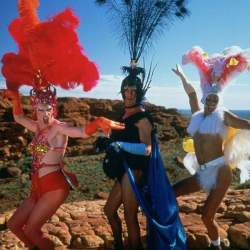theadventuresofpriscillaqueenofthedesert1994dragcultclassicmovie_tn1