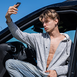 The Bro Network: Enzo Muller and Leo Louis - The Pit Stop 3 thebronetwork-enzo-muller-leo-louis-th