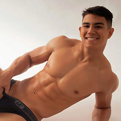 flirt4free-jayden-evanns-th