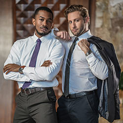 lucasentertainment-dom--king-fucks-sean-xavier-bareback-00_tn