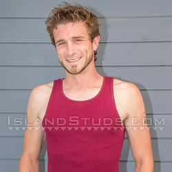 Island Studs: Amos islandstuds-amos-th