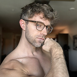 flirt4free-blake-summers-th