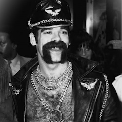 Leather-Queern-tn