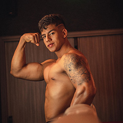 chaturbate-oskar_ford21-th