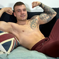 English Lads: Lewis Connell - Young Straight Muscular Hunk Returns To Show Off His Bigger Muscles and Rocket Uncut Cock englishlads-lewis-connell-young-straight-muscular-hunk-returns-to-show-off-his-bigger-muscles-and-rocket-uncut-cock-00_tn