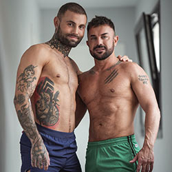 Lucas Entertainment: Jeffrey Lloyd Fucks Max Romano lucasentertainment-jeffrey-lloyd-fucks-max-romano-bareback-00_tn