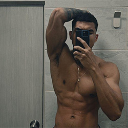 Chaturbate: Juan Gomez chaturbate-juan_gomez_1-th