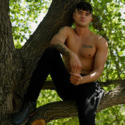 corbinfisher-introducing-jesse-00_tn