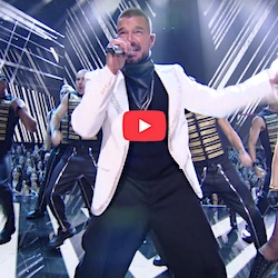 Porn Break: Ricky Martin Performs Latin Icon Medley at the 2025 Video Music Awards Ricky-Martin
