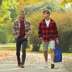 Freshmen.net: Sasha Hamilton and Landon Slater freshmen--landon-carter-sasha-hamilton-th