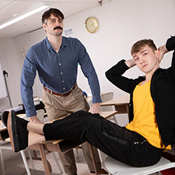 Men.com: Ezra Mahomes and Seb Leblan – “Desk Art” mencom-seb-leblan-ezra-mahomes-th