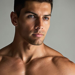 flirt4free-felipe-santoro-th