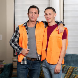 pridestudios-reese-rideout-fucks-des-irez-bareback-stepdad-hunting-trip-00_tn