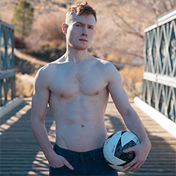 corbinfisher-introducing-rory-3-solo-00_tn