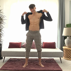 belami-noah-sandler-casting-00_tn
