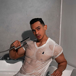 Flirt4Free: Randy Pitts flirt4free-randy-pitts-th