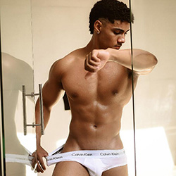 flirt4free-deymond-lee-th