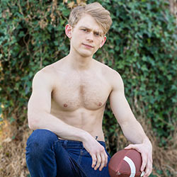 Corbin Fisher: Introducing Knox - “Knox Unloads” corbinfisher-knox-unloads-00_tn