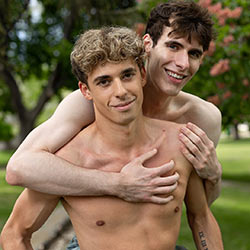 corbinfisher-charlie-3-fucks-ander-bareback-00_tn