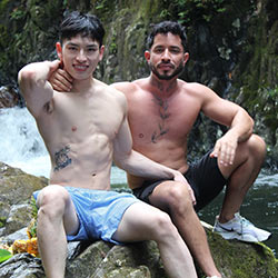 peterfever-eksor-fucks-sam-vu-bareback-lost-in-puerto-rico-1-forest-of-temptation-00_tn