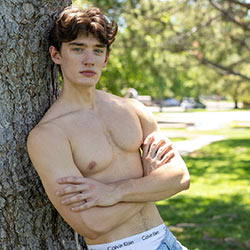 Corbin Fisher: Introducing Cooper - “Cooper Works Out” corbinfisher-cooper-3-works-out-introductory-solo-00_tn