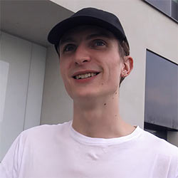 czechhunter-841-the-it-guy-00_tn