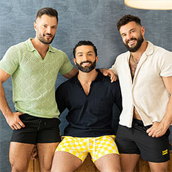 seancody-hayden-harding-paolo-bruni-and-zac-barrett-hairy-muscle-bareback-threesome-00_tn