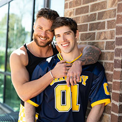 Sean Cody: CurvedKing Tops Gryphon seancody-curved-king-fucks-gryphon-bareback-00_tn